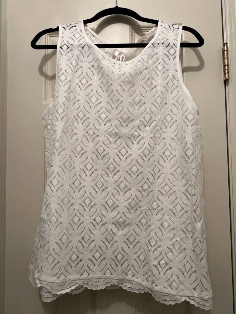 LOFT White Lace Tank Top with Geometric Overlay size L